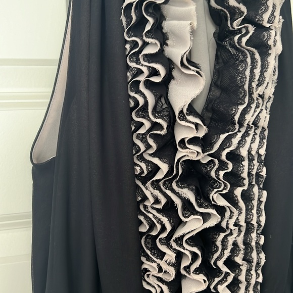 Neiman Marcus Robert Rodriguez For Target Black Ruffle Neckline Tank - Picture 6 of 10